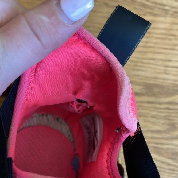 Nike Air Sneakers - Picture 4 of 5